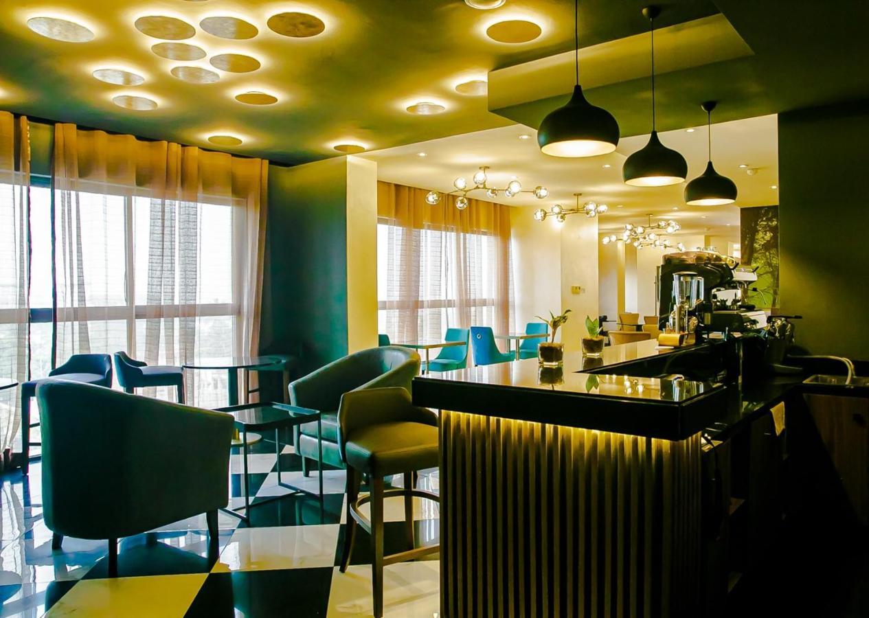 Royal Residences By Design Union Aliayabiagba 외부 사진