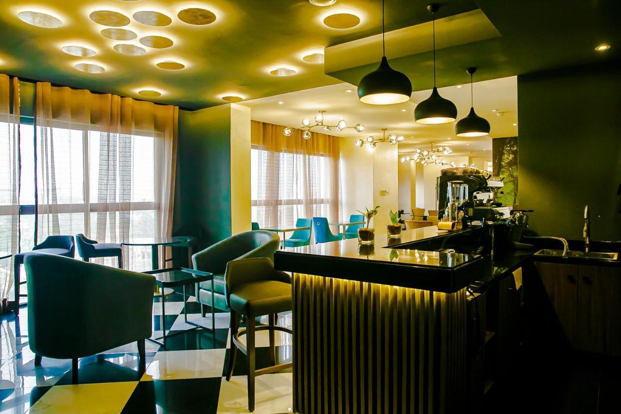 Royal Residences By Design Union Aliayabiagba 외부 사진